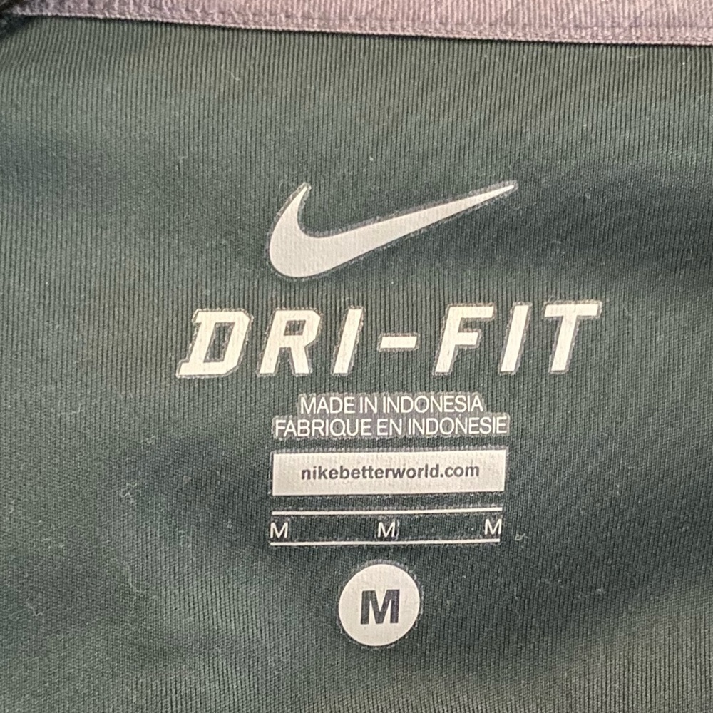 Men’s Nike Michigan State Dri-Fit Polo, Size Medium - Picture 11 of 11